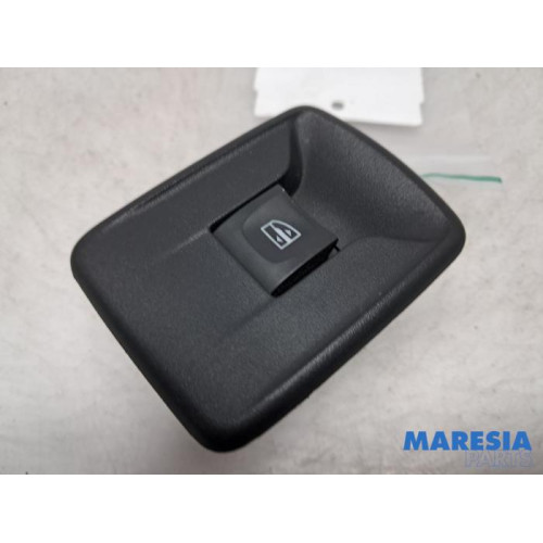 Opel - Vivaro - Electric window switch