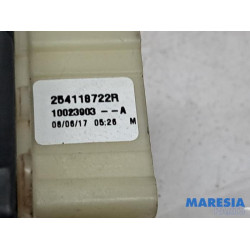 Opel - Vivaro - Electric window switch