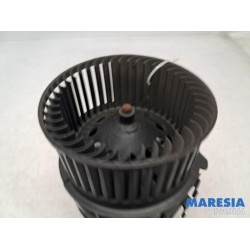 Opel - Vivaro - Heating and ventilation fan motor