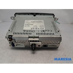 Opel - Vivaro - Multi-media control unit