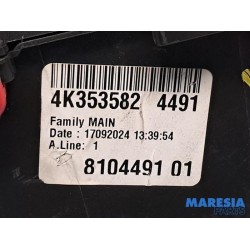 Peugeot - 208 - Fuse box