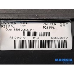 Peugeot - 208 - Fuse box