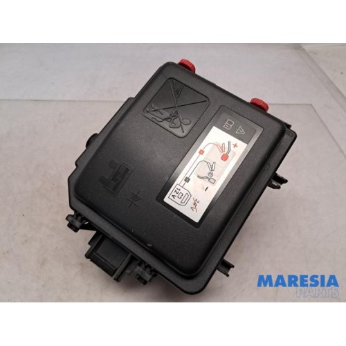 Peugeot - 208 - Fuse box