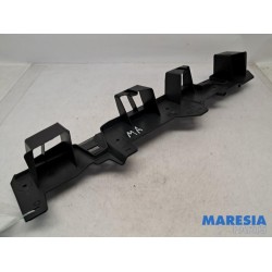 Peugeot - 208 - Rear bumper bracket central