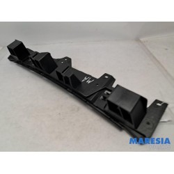 Peugeot - 208 - Rear bumper bracket central