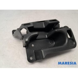 Peugeot - 208 - Rear bumper bracket central