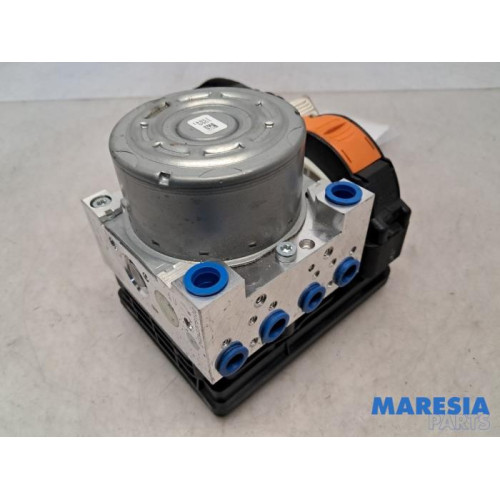 Peugeot - 208 - ABS pump