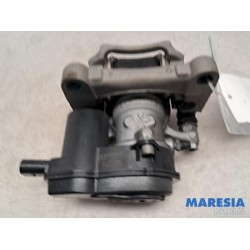 Peugeot - 208 - Rear brake calliper, right