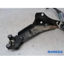 Peugeot - Partner - Sliding door roller, right