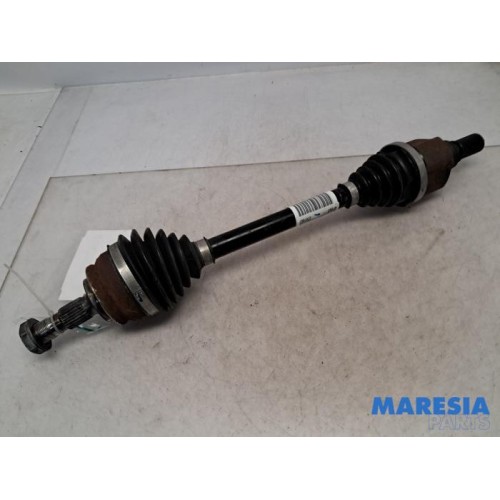 Peugeot - 208 - Front drive shaft, left