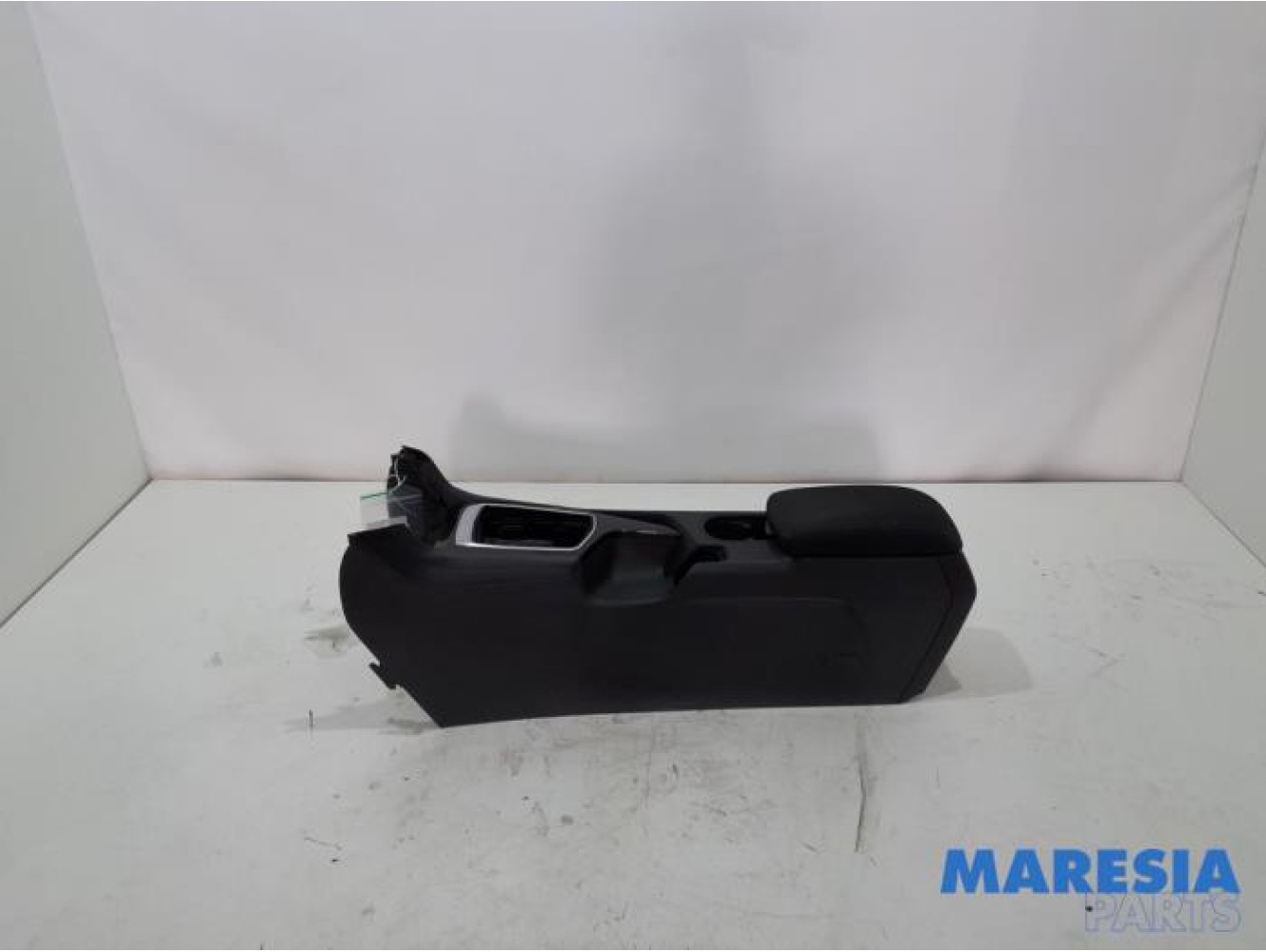 Peugeot - 308 - Middle console