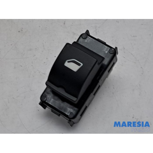 Peugeot - 208 - Electric window switch