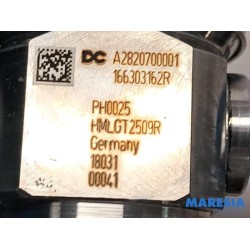 Renault - Scenic - Kraftstoffpumpe Mechanisch