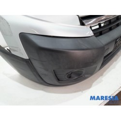Toyota - Pro-Ace - Stoßstange vorne