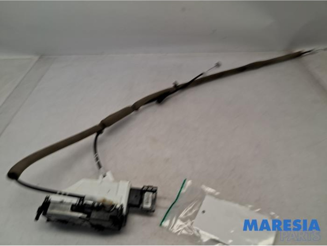 Peugeot - Partner - Sliding door lock mechanism, right