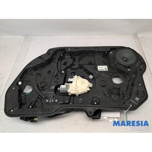 Alfa Romeo - Giulia - Window mechanism 4-door, front right