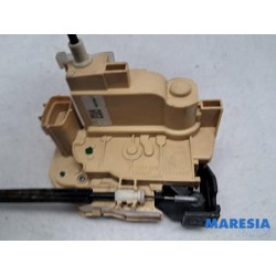 Alfa Romeo - Giulia - Rear door mechanism 4-door, right