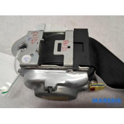 Alfa Romeo - Giulia - Front seatbelt, right