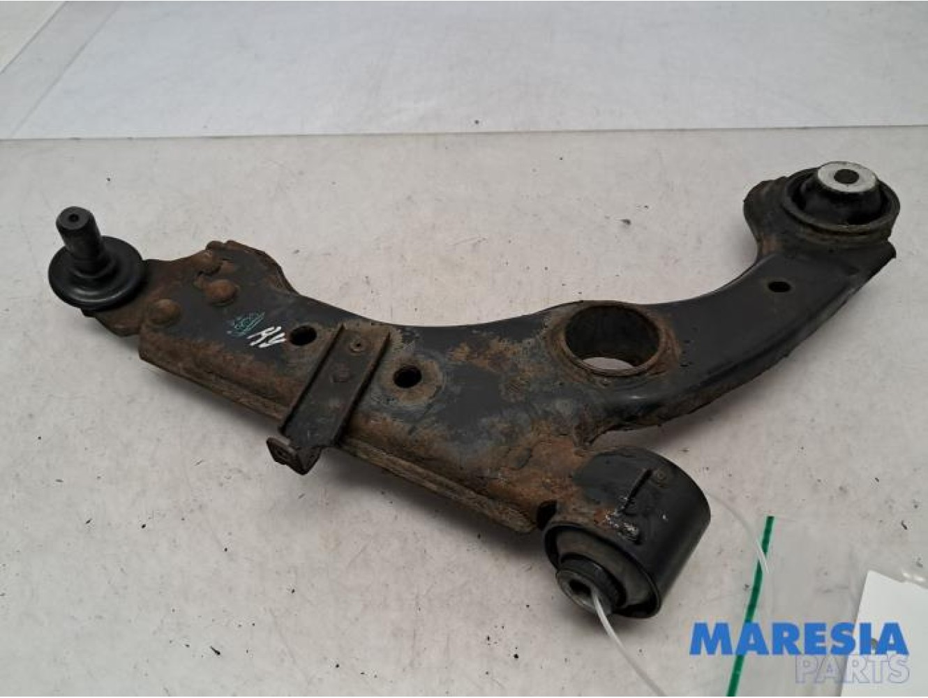 Alfa Romeo - Giulietta - Front lower wishbone, right