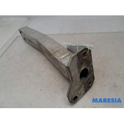 Alfa Romeo - Giulietta - Front part support