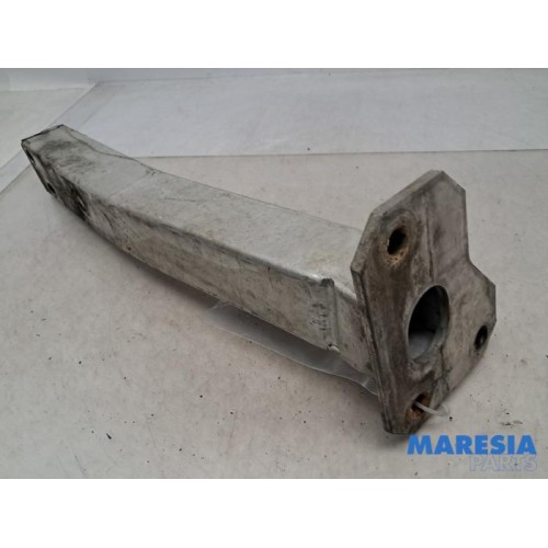 Alfa Romeo - Giulietta - Front part support