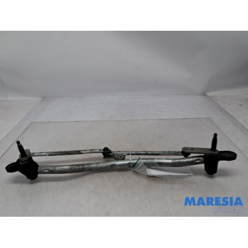 Alfa Romeo - Giulietta - Wiper mechanism