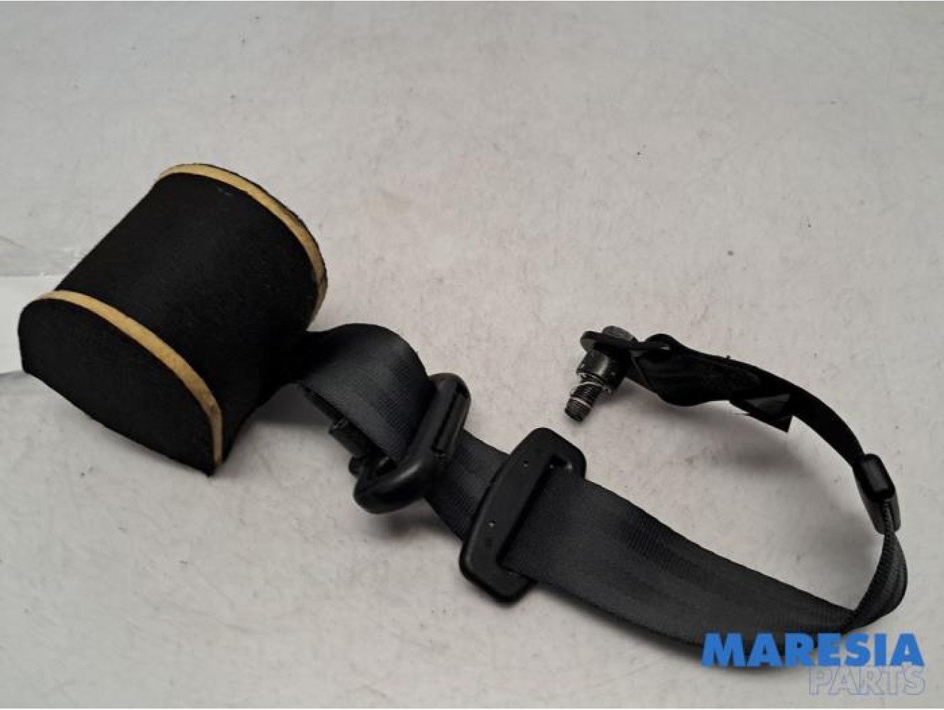 Fiat - Panda - Rear seatbelt, right