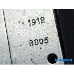 Fiat - Panda - Tailgate lock mechanism