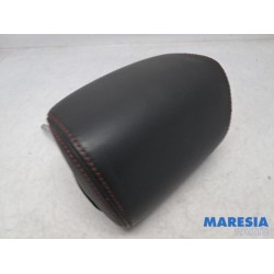 Alfa Romeo - Giulietta - Headrest