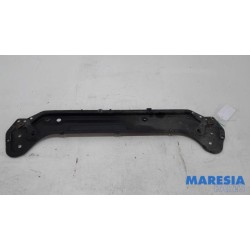 Toyota - Pro-Ace - Barre radiateur