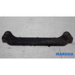Toyota - Pro-Ace - Barre radiateur