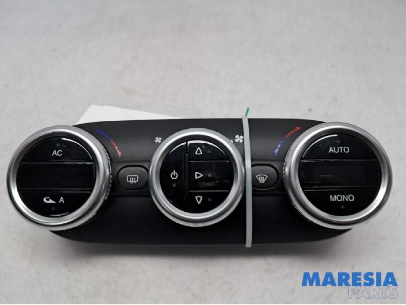 Alfa Romeo - Giulietta - Heater control panel