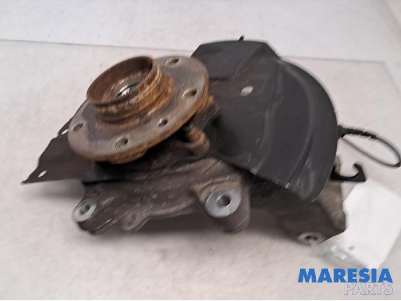 Renault - Scenic - Knuckle, front right