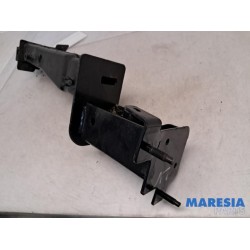 Renault - Scenic - Front part support