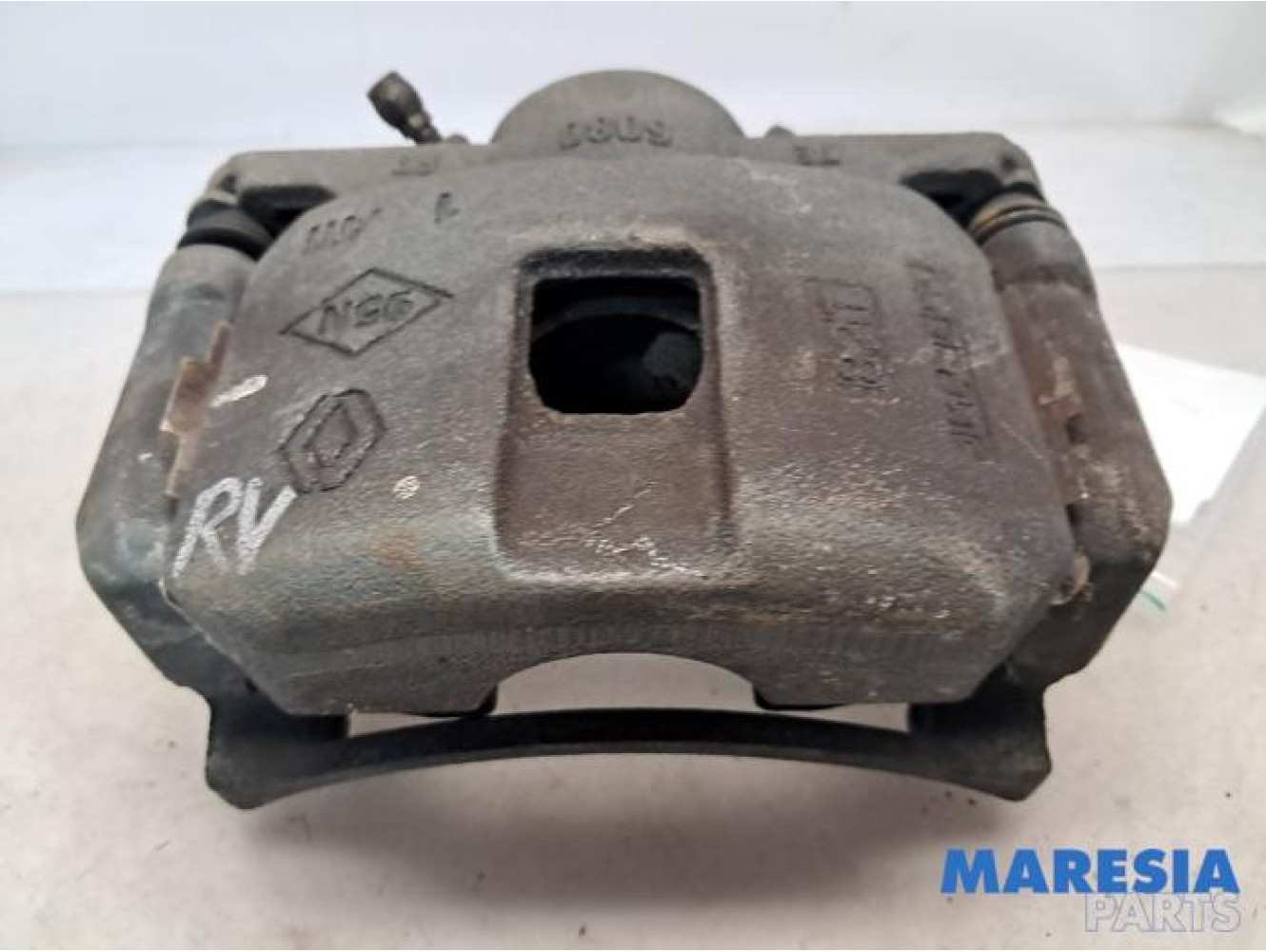 Renault - Scenic - Front brake calliper, right