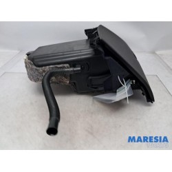Alfa Romeo - Giulietta - Handschuhfach
