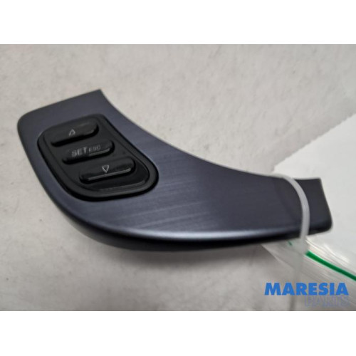 Alfa Romeo - Giulietta - On-board computer controller