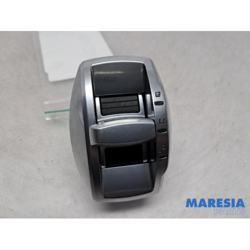 Alfa Romeo - Giulietta - Automatic gear selector