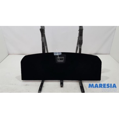 Renault - Talisman - Floor panel load area