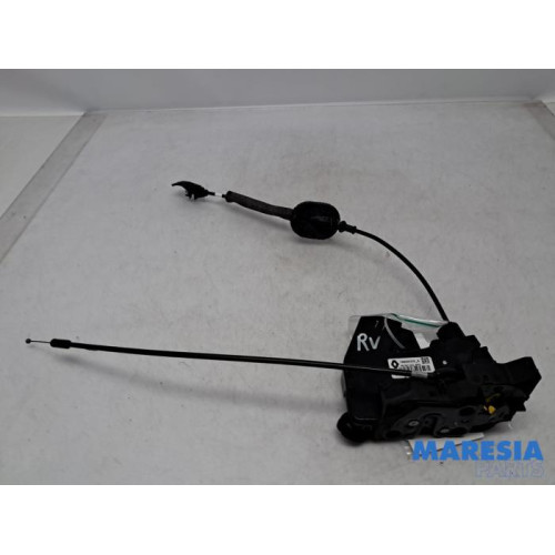 Renault - Scenic - Front door lock mechanism 4-door, right