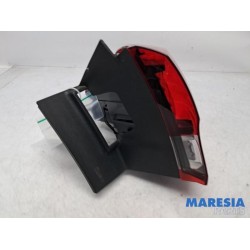 Renault - Scenic - Taillight, right