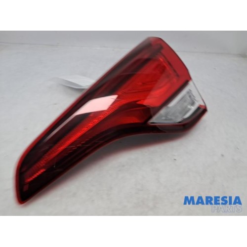 Renault - Scenic - Taillight, right