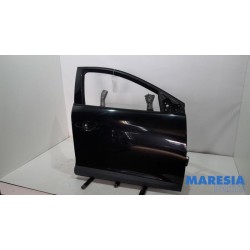 Renault - Megane - Front door 4-door, right