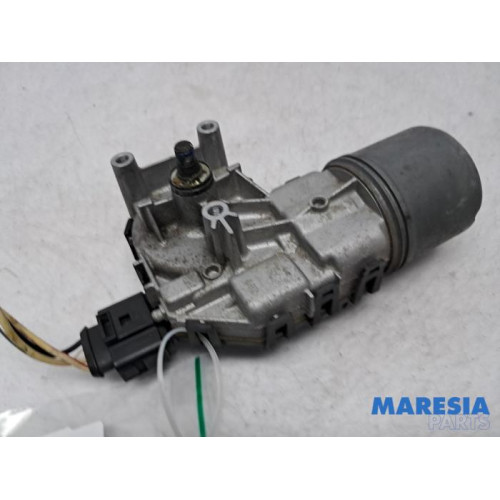 Alfa Romeo - Giulietta - Front wiper motor
