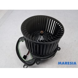 Renault - Scenic - Heating and ventilation fan motor