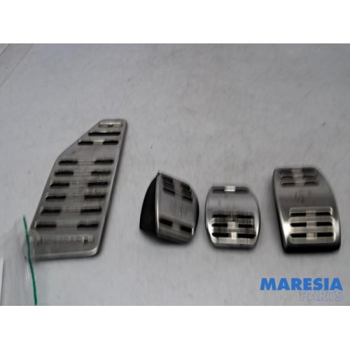 Alfa Romeo - Giulietta - Set of pedals
