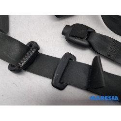Fiat - 500 - Front seatbelt, left