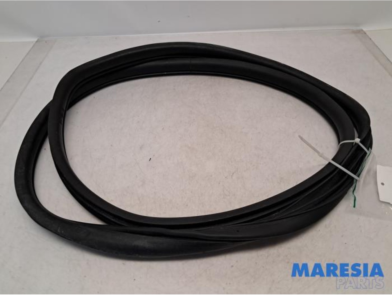 Alfa Romeo - Giulietta - Portierrubber 4Deurs links-achter