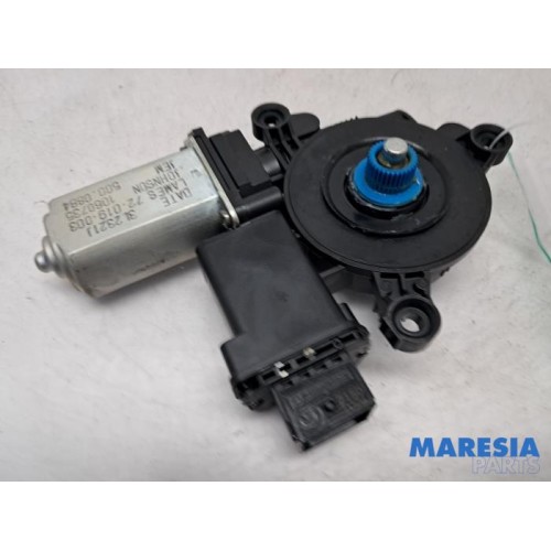 Alfa Romeo - Giulietta - Window mechanism 4-door, front right