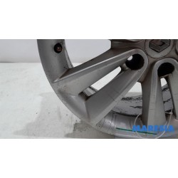 Renault - Megane - Wheel
